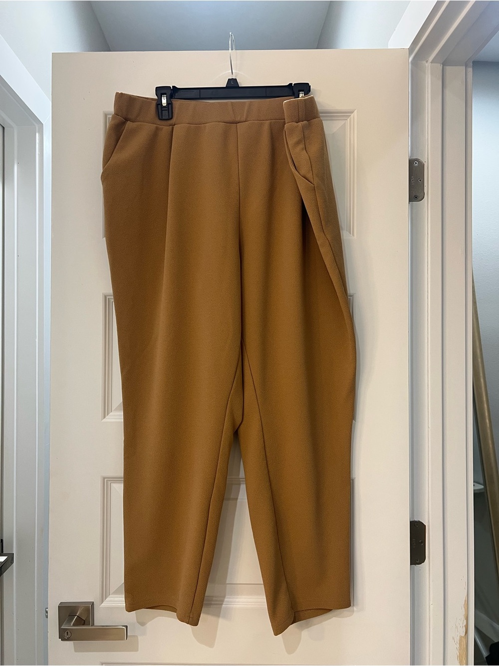 SHEIN Camel High-Waist Cropped Trousers